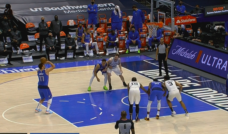 76人绝杀时刻，波尔津吉斯点燃赛场，迎来胜利迎来胜利！