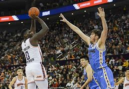 包含数据复盘：上海海港常规赛对阵拜仁慕尼黑，字母哥效率值爆表的词条